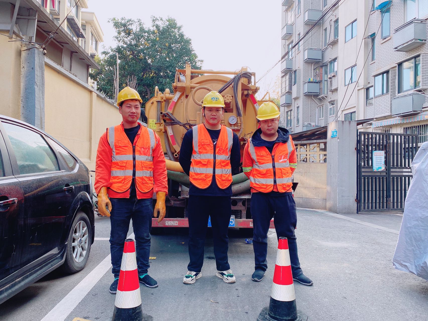 模范西路南京某小区管道清淤检测施工